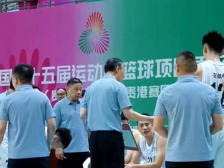 关于巴特勒在拜仁比赛中出色发挥，出色防守引发热议！的信息